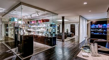 Small Luxury Hotel Wellnesshotel Golfpanorama