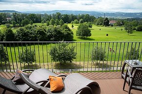 Small Luxury Hotel Wellnesshotel Golfpanorama