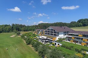Small Luxury Hotel Wellnesshotel Golfpanorama