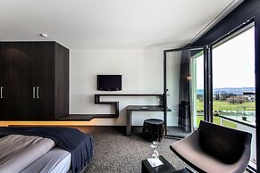 Small Luxury Hotel Wellnesshotel Golfpanorama