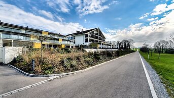 Small Luxury Hotel Wellnesshotel Golfpanorama