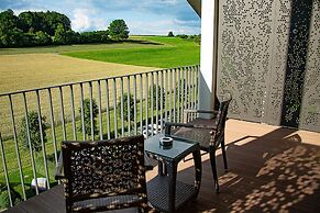 Small Luxury Hotel Wellnesshotel Golfpanorama