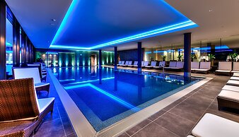 Small Luxury Hotel Wellnesshotel Golfpanorama