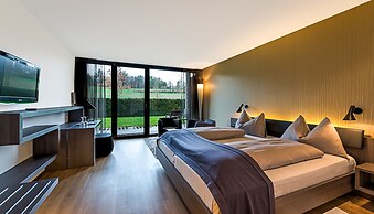 Small Luxury Hotel Wellnesshotel Golfpanorama
