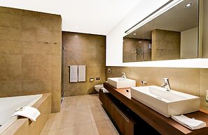 Small Luxury Hotel Wellnesshotel Golfpanorama