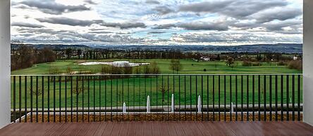 Small Luxury Hotel Wellnesshotel Golfpanorama