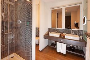 Small Luxury Hotel Wellnesshotel Golfpanorama