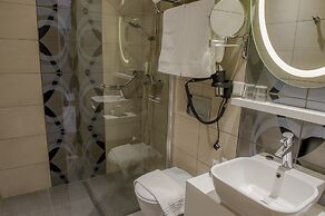 Grand Hotel Downtown