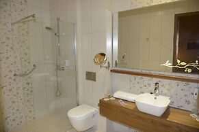 Grand Hotel Downtown