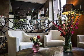 Grand Hotel Downtown