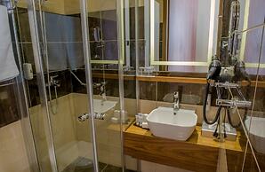 Grand Hotel Downtown