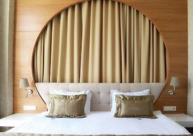 Grand Hotel Downtown