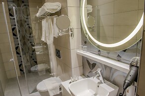 Grand Hotel Downtown