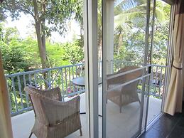 Thaniza Beachfront Resort