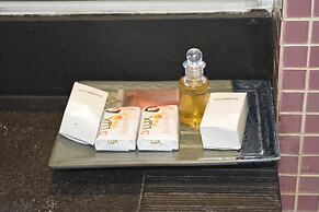 16 Degrees North, Candolim