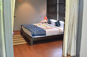 16 Degrees North, Candolim