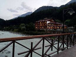 Hotel Heevan Pahalgam
