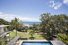 Maison Noosa Beachfront Resort