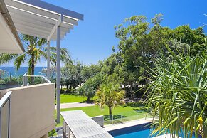 Maison Noosa Beachfront Resort