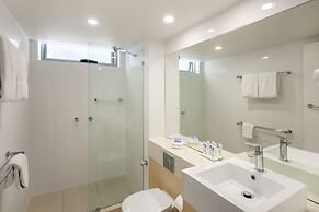 Maison Noosa Beachfront Resort