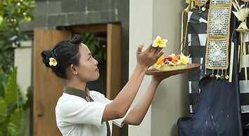 The Astari Villa & Residence