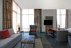 Hampton Inn & Suites Austin @ The University / Capitol