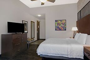 Hampton Inn & Suites Austin @ The University / Capitol