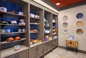 Hampton Inn & Suites Austin @ The University / Capitol