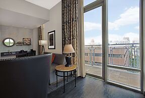 Hampton Inn & Suites Austin @ The University / Capitol