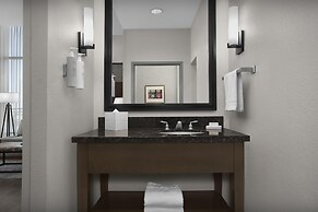 Hampton Inn & Suites Austin @ The University / Capitol