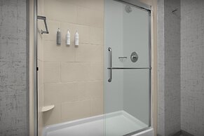 Hampton Inn & Suites Austin @ The University / Capitol