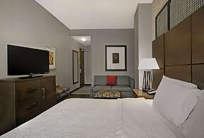 Hampton Inn & Suites Austin @ The University / Capitol