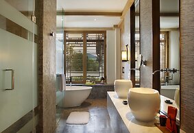 Hotel Indigo Lijiang Ancient Town by IHG