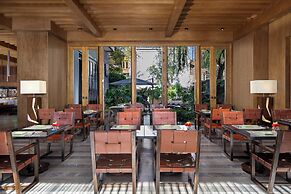 Hotel Indigo Lijiang Ancient Town by IHG