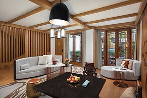 Hotel Indigo Lijiang Ancient Town by IHG