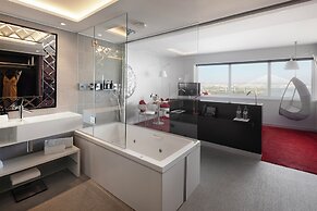Myriad by SANA Hotels