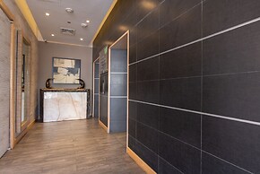 Weston Suites & Hotel