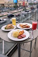 Weston Suites & Hotel