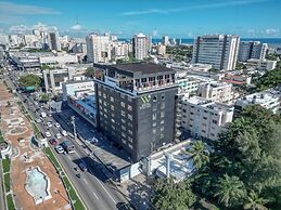Weston Suites & Hotel
