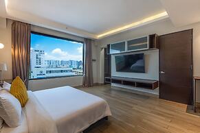 Weston Suites & Hotel