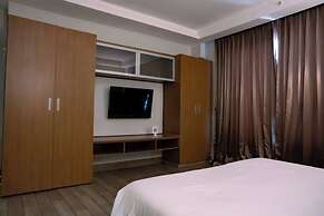 Weston Suites & Hotel