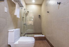 Weston Suites & Hotel