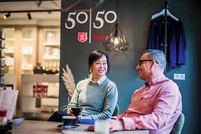 50/50 Hotel Belmont