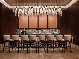 Crimson Hotel Filinvest City Manila