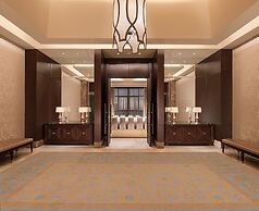 Crimson Hotel Filinvest City Manila