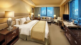 Crimson Hotel Filinvest City Manila