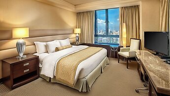 Crimson Hotel Filinvest City Manila