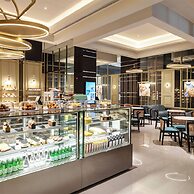 Crimson Hotel Filinvest City Manila