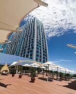 Crimson Hotel Filinvest City Manila