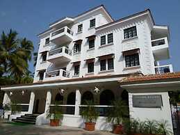 Silver Sands Hide Away